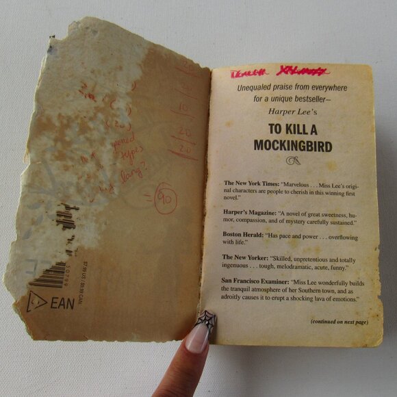 Set Of Two Paperback Books - To Kill a Mockingbird and Darkfever - Picture 5 of 16